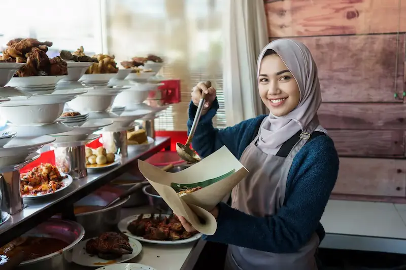 8 Cara Mengembangkan Usaha Kuliner Secara Online & Offline