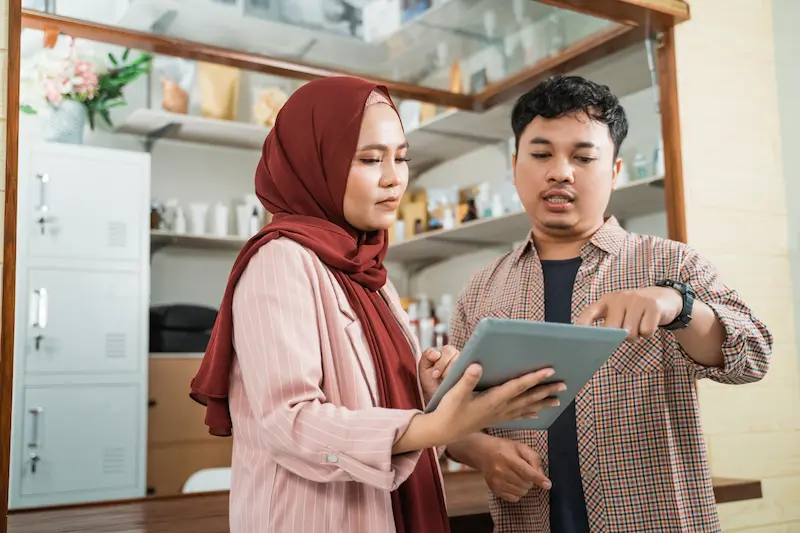 Akad Hawalah: Cara Syariah Selesaikan Utang Piutang